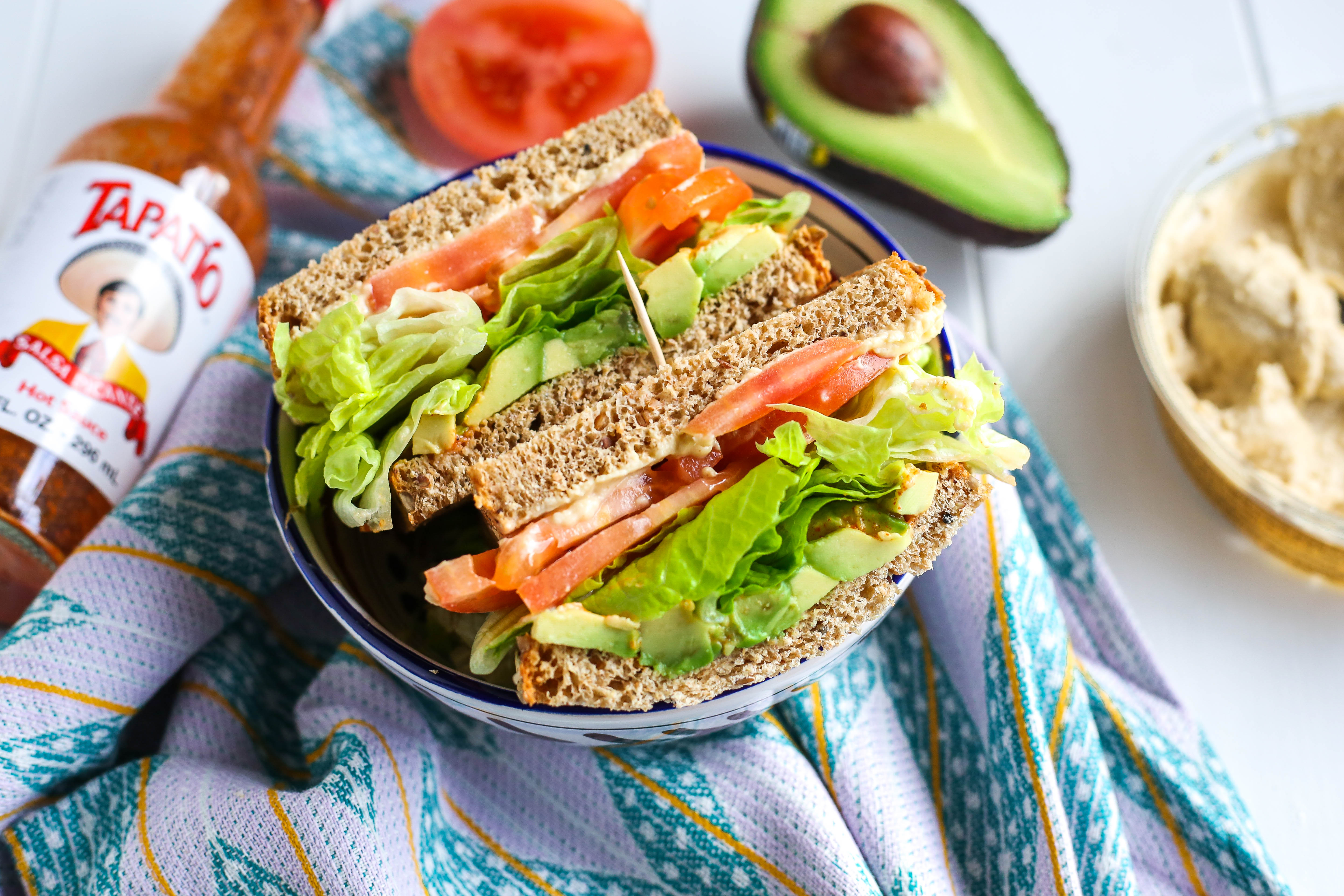 hummus-avocado-sandwich-18