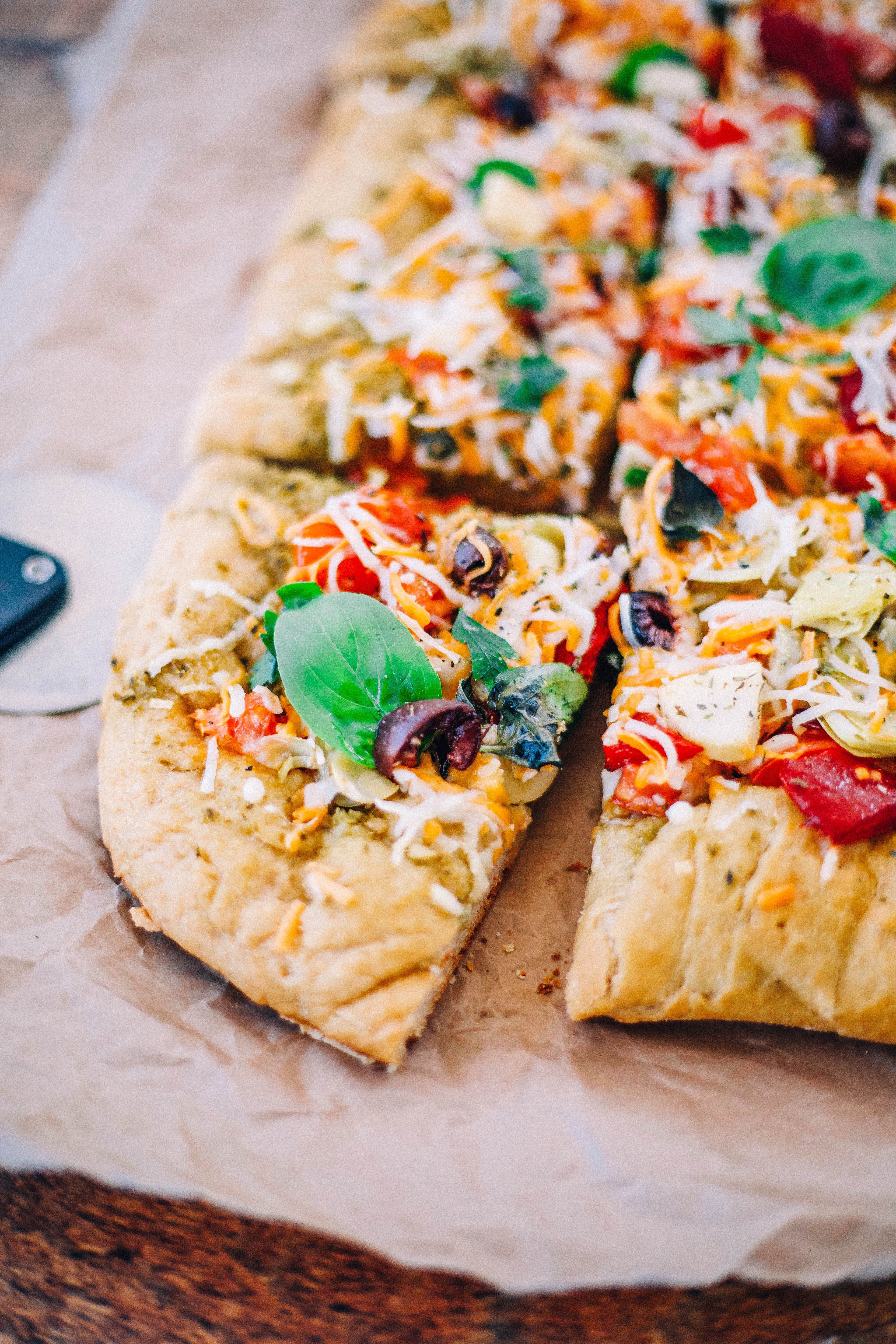 loaded-vegetable-pesto-pizza-10