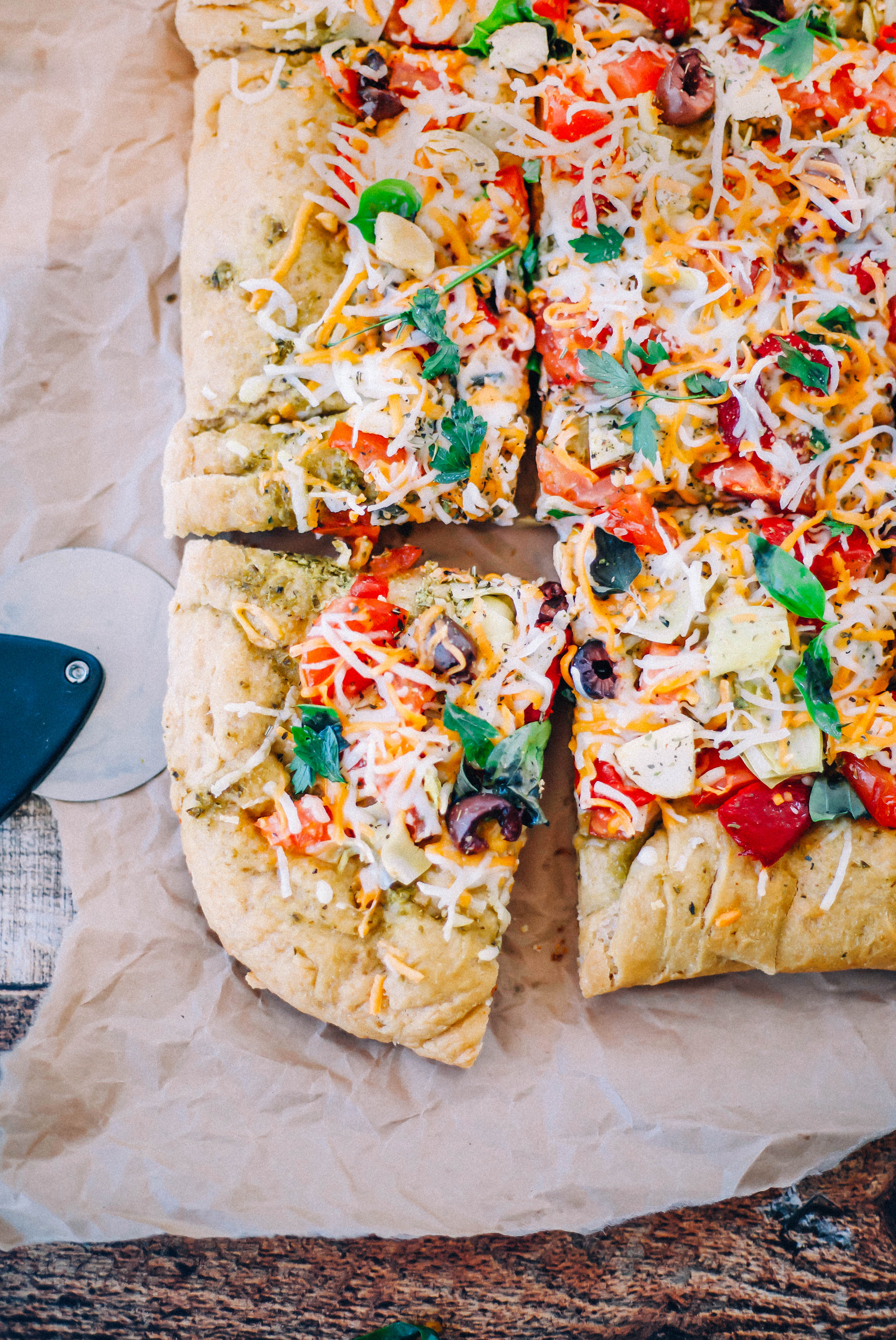 loaded-vegetable-pesto-pizza-9