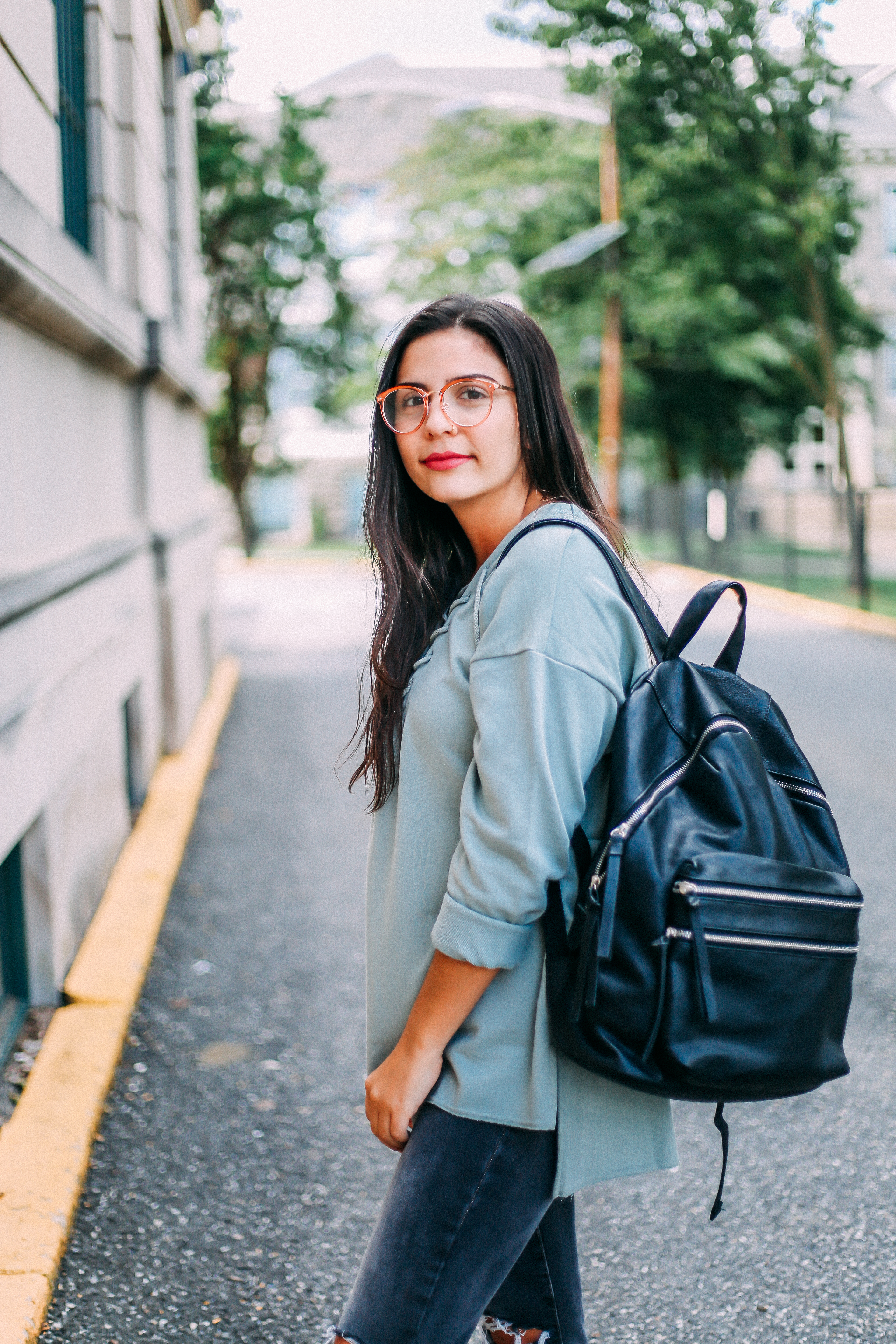 ripped-jeans-lace-up-sweatshirt-37