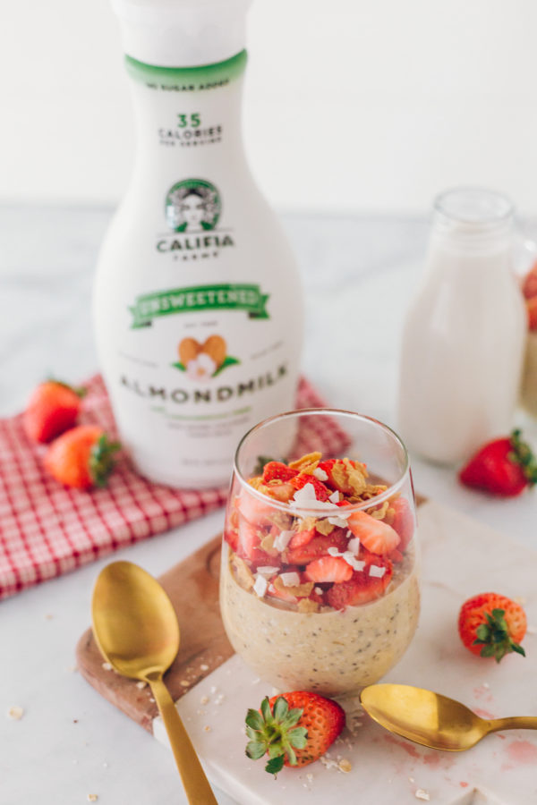 strawberry-shortcake-overnight-oatmeal-11