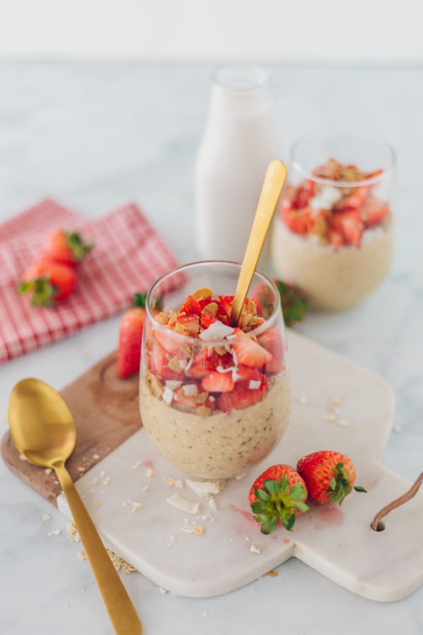 strawberry-shortcake-overnight-oatmeal-13