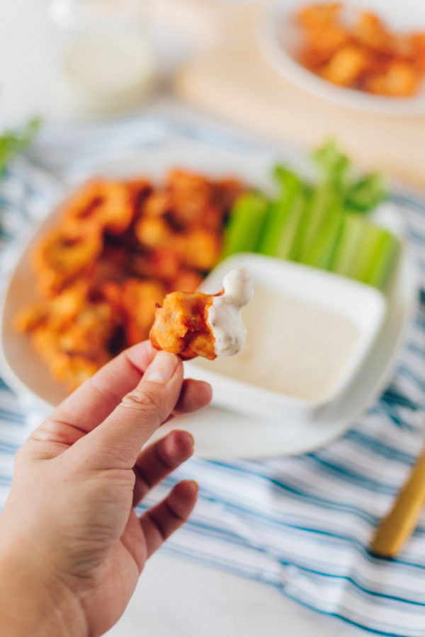 vegan-buffalo-cauliflower-wings-13
