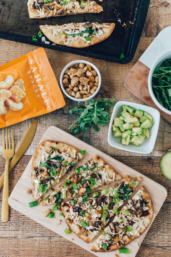 easy-mushroom-balsamic-vegan-flatbread-pizza-10