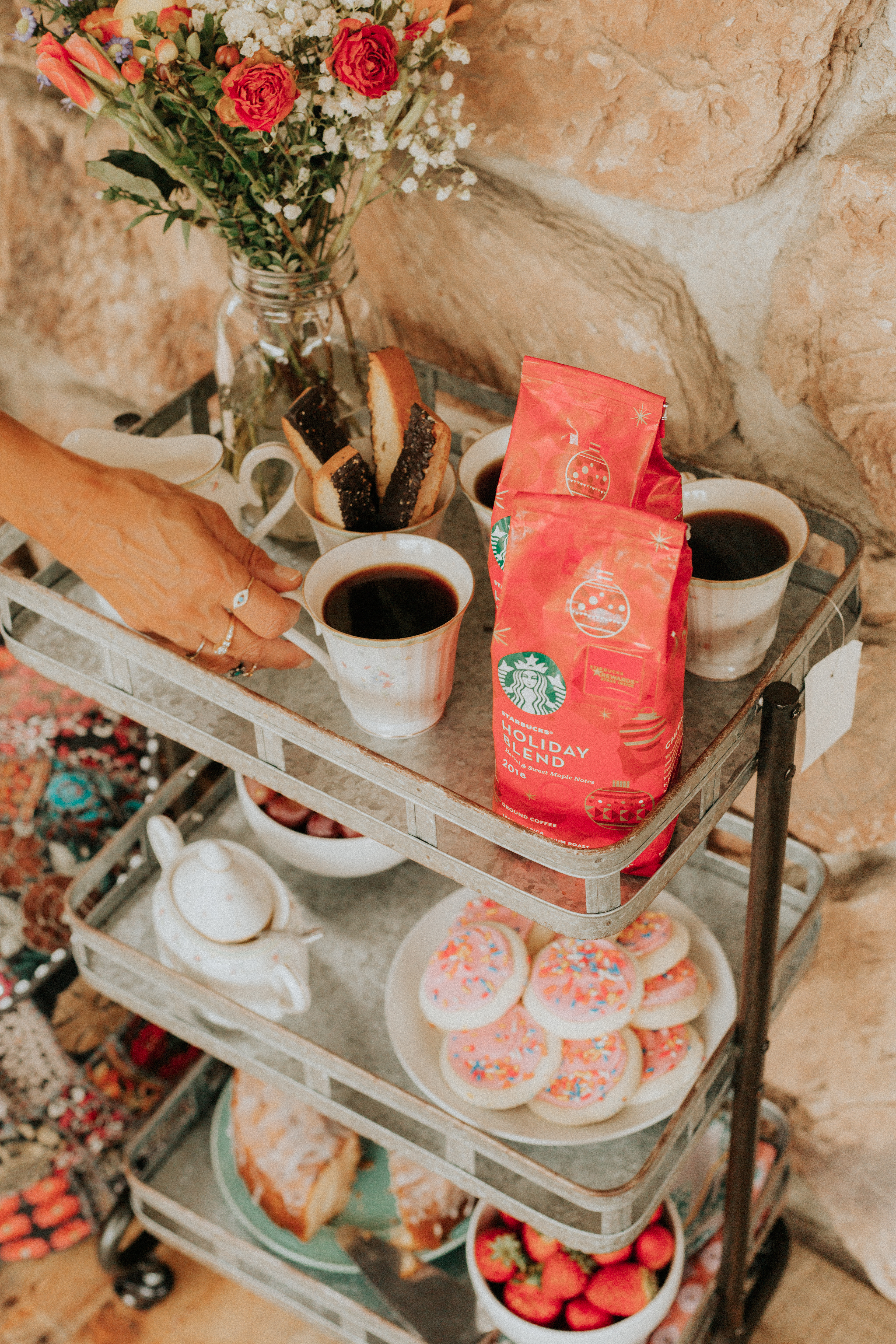 starbucks-holiday-blend-coffee-bar-cart