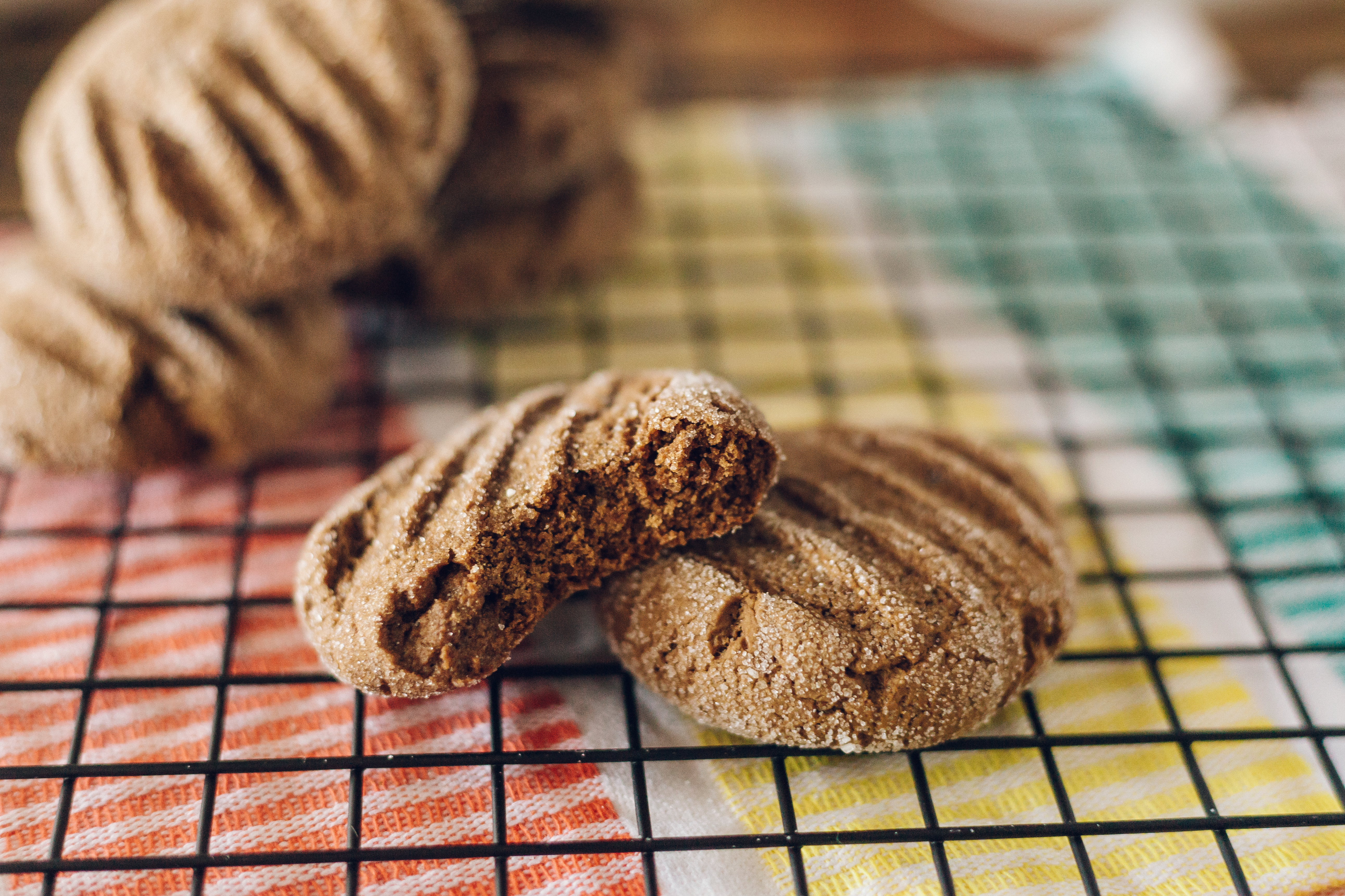 easy vegan ginger snap cookies