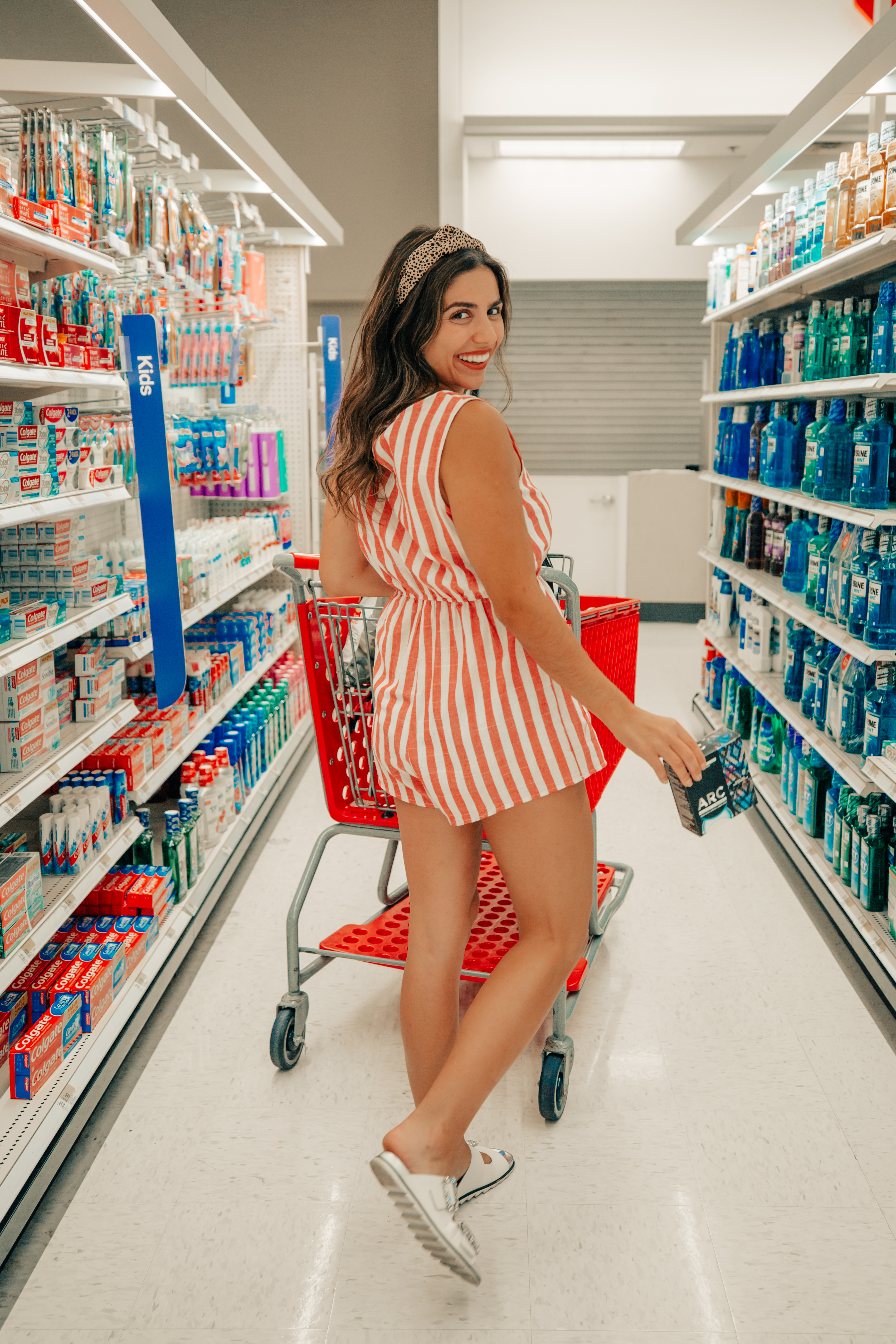 4 Ways To Whiten your Teeth (Inexpensive & Easy!)